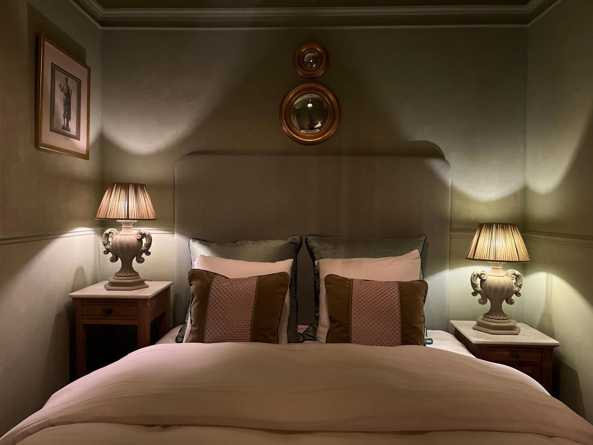 Guesthouse Nights By Morpheus アントウェルペン エクステリア 写真